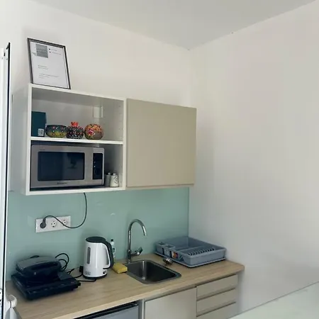 Leventis 2 * Фалираки